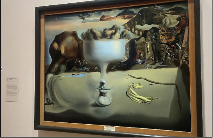 Apparition+of+Face+and+Fruit+Dish+on+a+Beach%2C+1938+by+Salvador+Dali