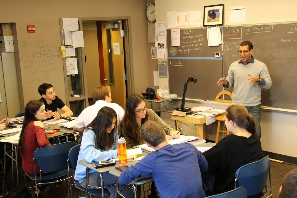 Sven Carlsson teaches an advanced calculus class in 2015, before becoming the Middle and Upper School Director of Studies.