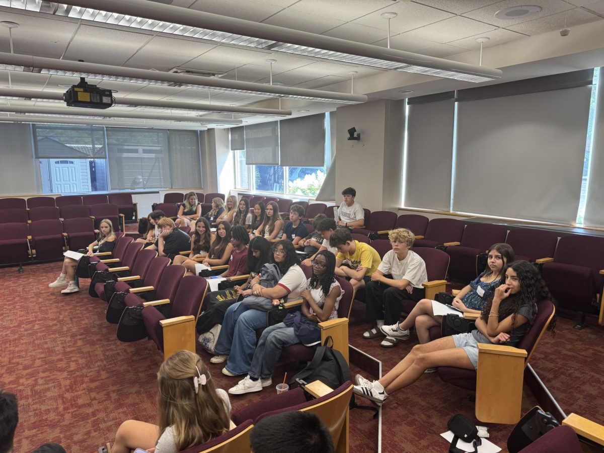 New freshmen attend presentation at Bridge