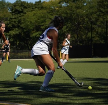 Sonia Pettinelli plays field hockey